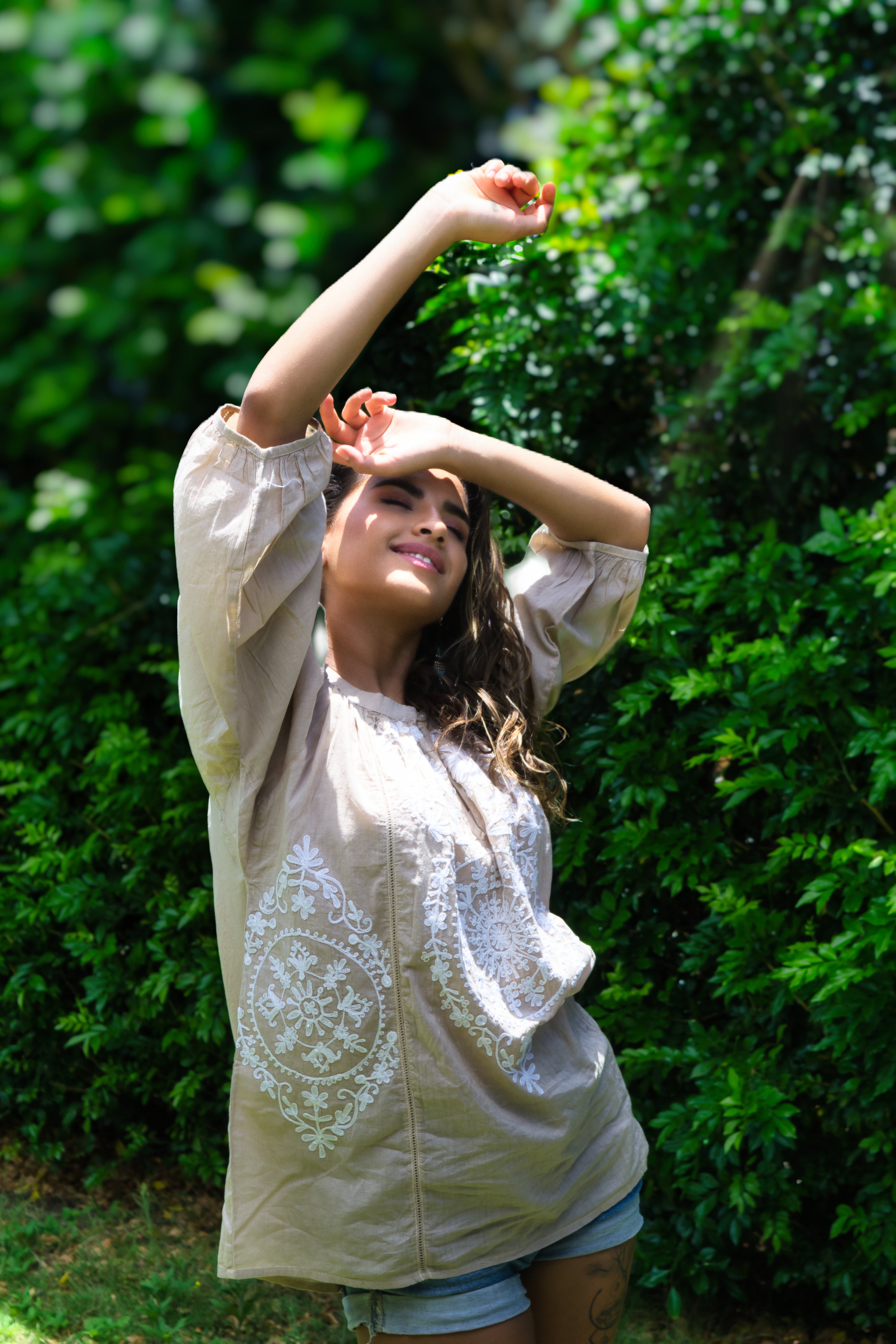 Ebullient Bishop Top